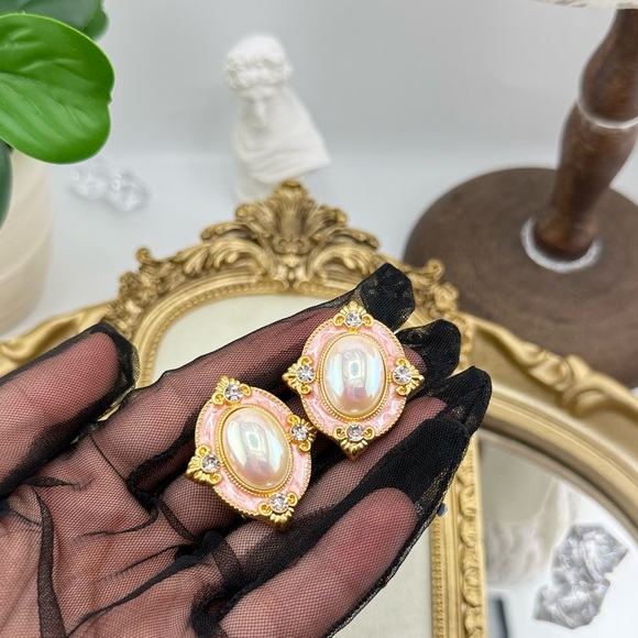 Vintage-Inspired Pink & Pearl Statement Earrings - Picture 6 of 11